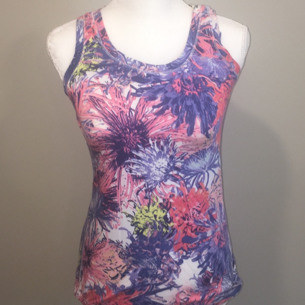 Calia by Carrie Underwood athletic tank